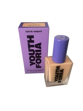 Youthforia Date Night Skin Tint Serum Foundation - Light Medium #260 new